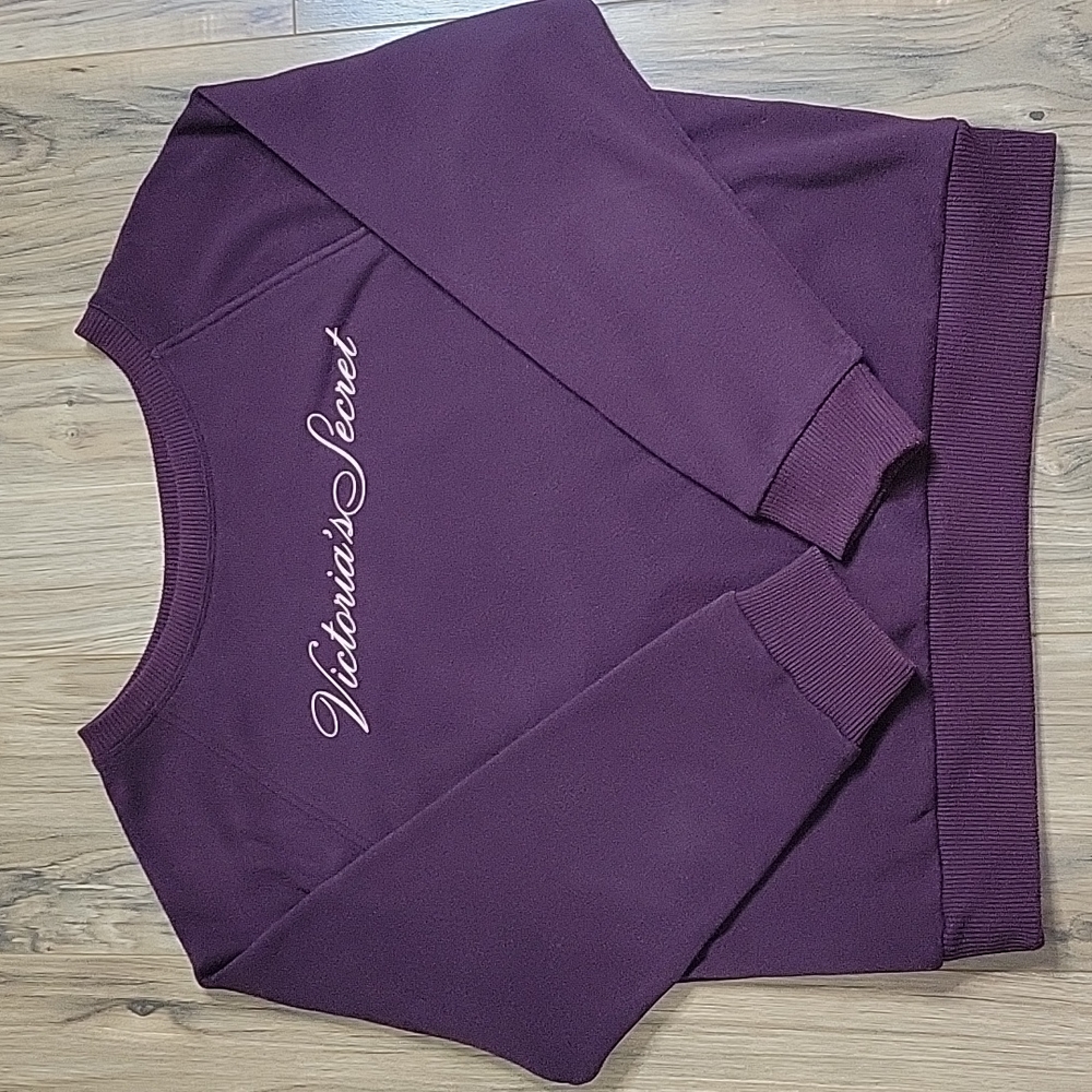 Victoria Secret Pull Over Maroon Sweatshirt - Picture 7 of 11